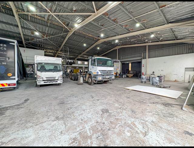 1,538M² WAREHOUSE TO LET IN WESTMEAD