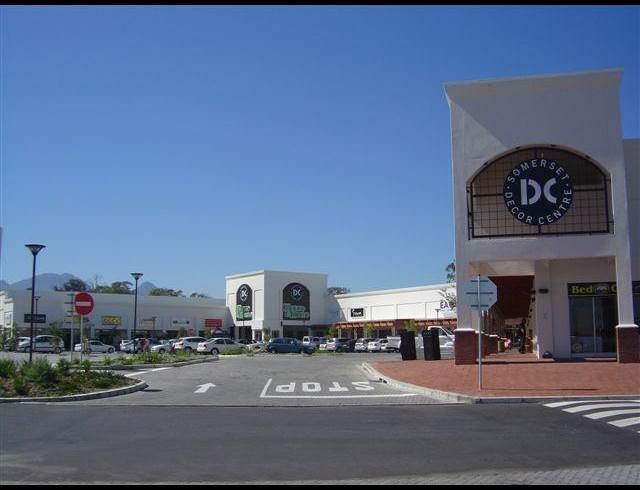 RETAIL PROPERTY TO RENT IN SOMERSET WEST