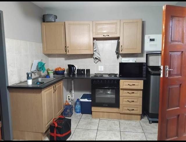 1 BEDROOM PROPERTY TO RENT IN DASSIE RAND