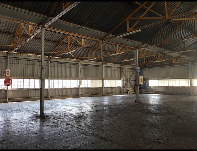 1,232M² WAREHOUSE RENTED IN SEBENZA