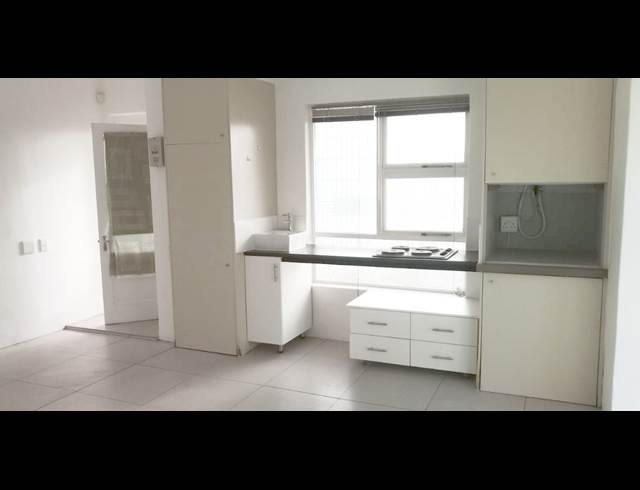1 bed property to rent in WOODSTOCK