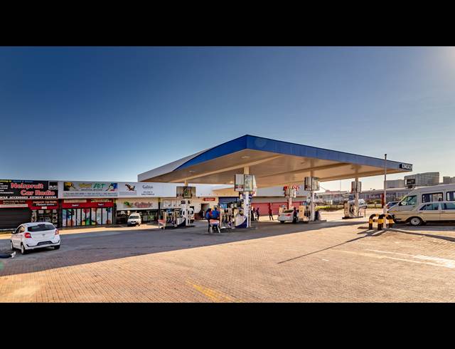 434M² WAREHOUSE RENTED IN WEST ACRES