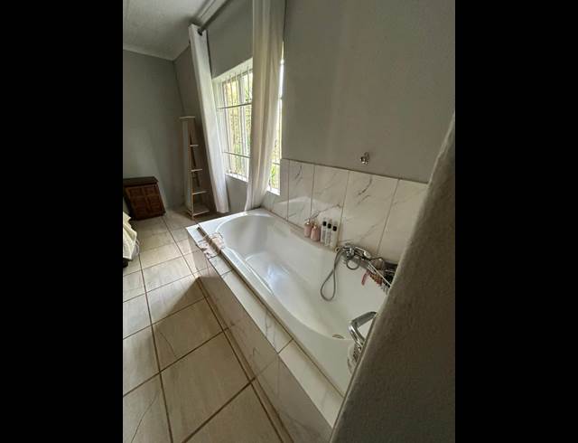 1.5 BEDROOM FLAT TO LET IN HARTBEESPOORT RURAL