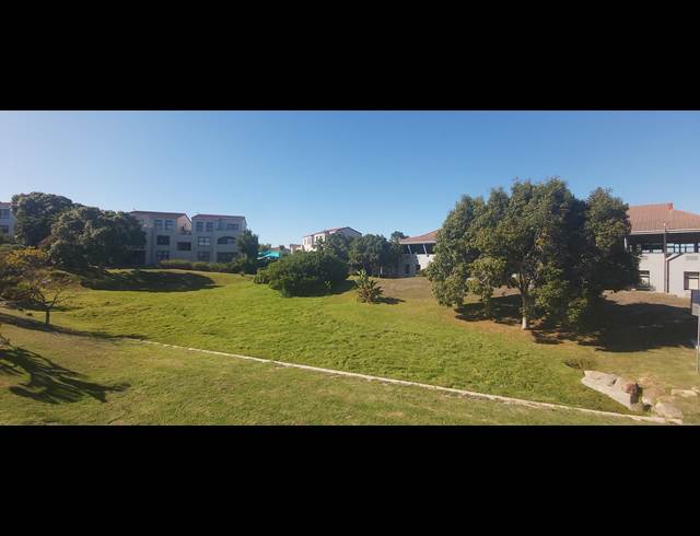 129M² OFFICE TO LET IN PAROW NORTH