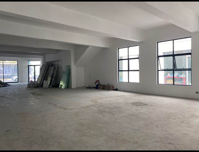 377M² RETAIL TO LET IN CLAREMONT UPPER