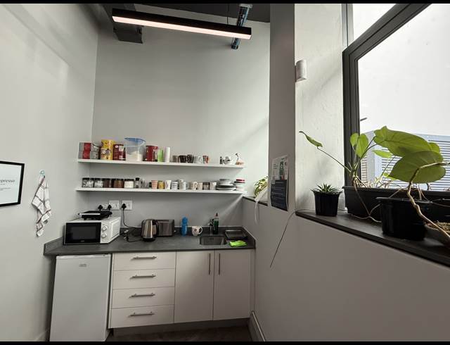 290M² OFFICE TO LET IN CLAREMONT