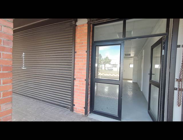 100M² BUSINESS TO LET IN SOUTHERNWOOD