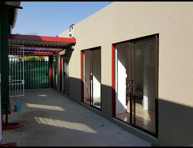 1 bed property to rent in KRUGERSDORP