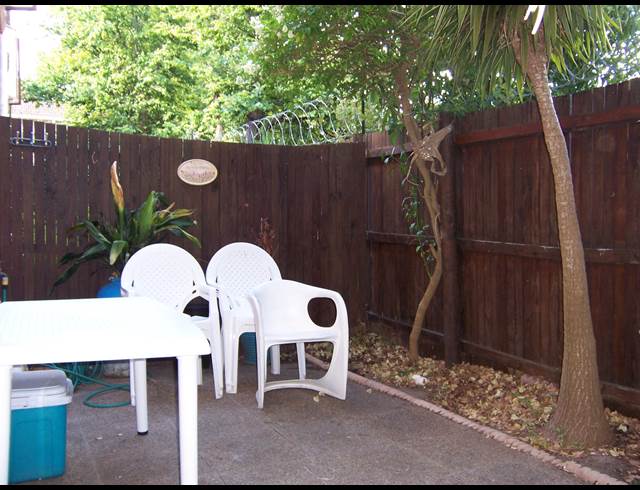 3 bed property to rent in ROSEBANK