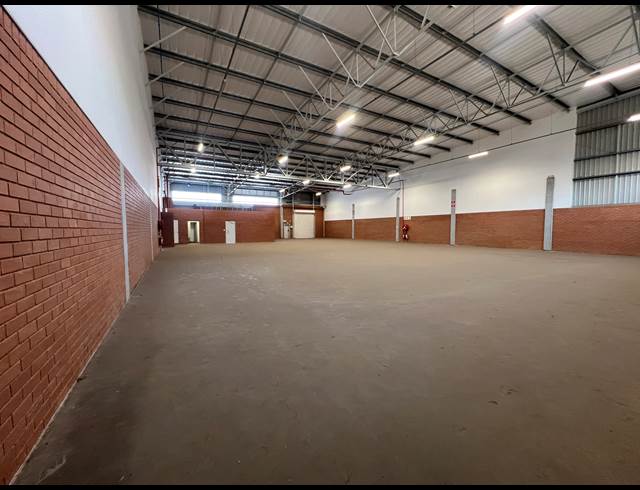 645M² WAREHOUSE TO LET IN HIGHVELD