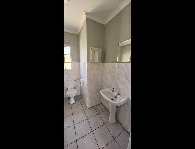 2 BEDROOM TOWNHOUSE TO LET IN EDENVALE CENTRAL