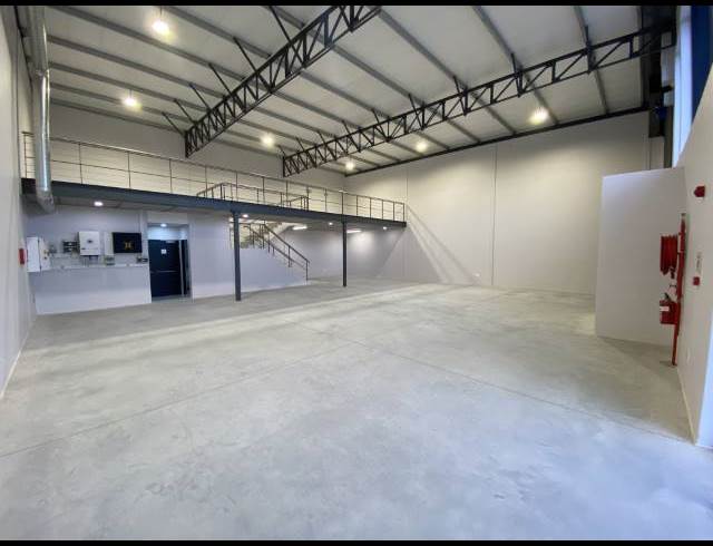 280M² WAREHOUSE TO LET IN STONEWOOD SECURITY ESTATE