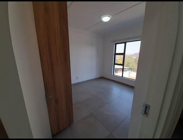2 BEDROOM PROPERTY TO RENT IN OLYMPUS AH