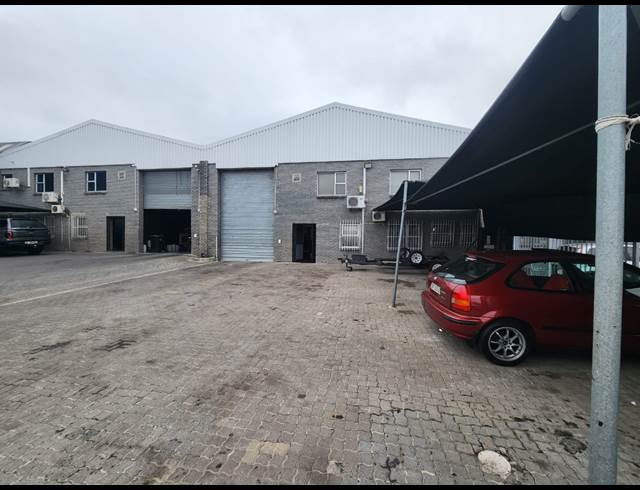 955M² WAREHOUSE TO LET IN SAXENBURG PARK 2