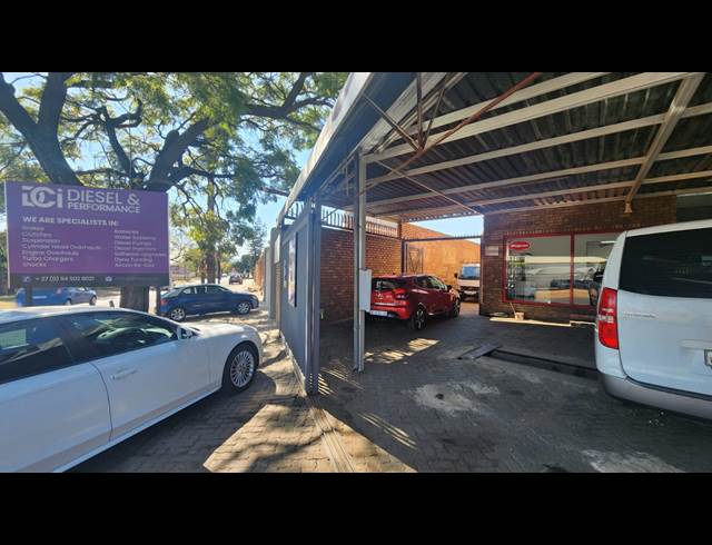 620M² WAREHOUSE TO LET IN CAPITAL PARK