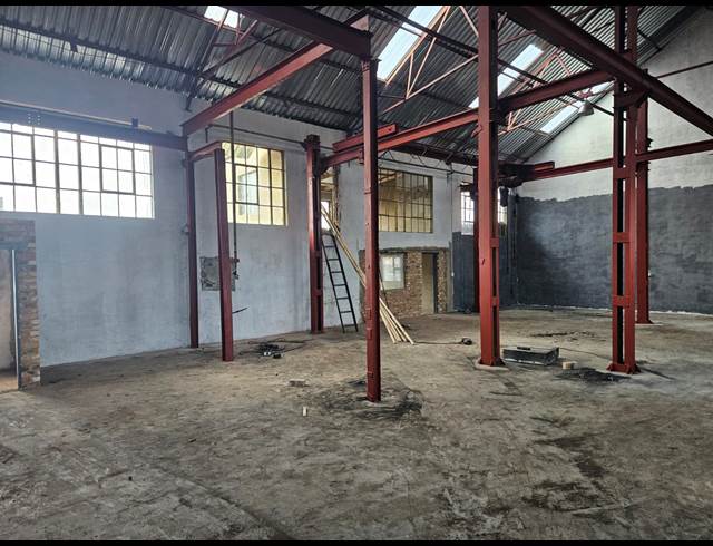 360M² WAREHOUSE TO LET IN BRAKPAN CENTRAL