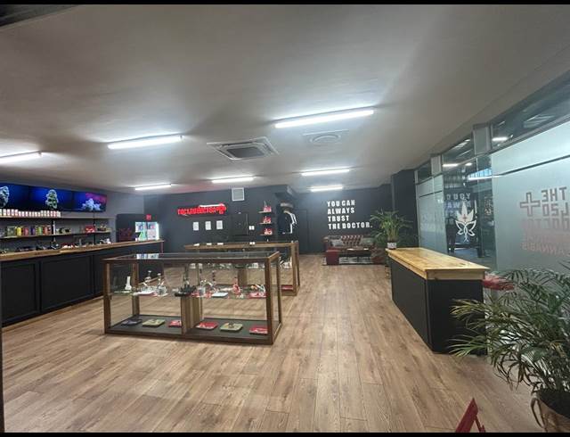 96M² RETAIL TO LET IN CLAREMONT