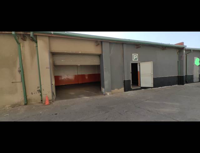 84M² CO-WORKING SPACE TO LET IN DENVER