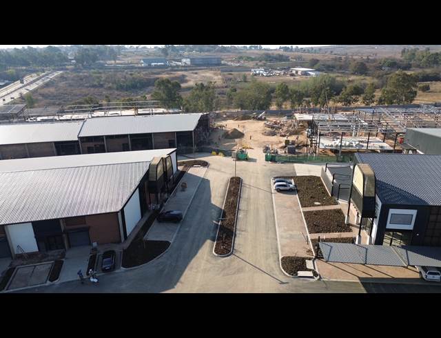 499.29M² WAREHOUSE TO LET IN RIVERSANDS