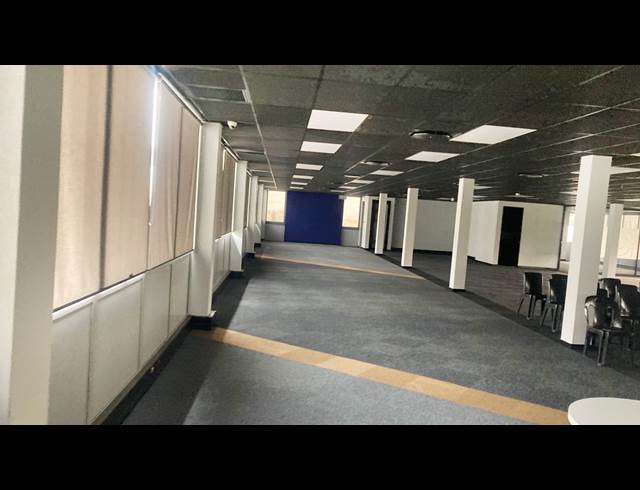 12,844M² WAREHOUSE TO LET IN RANDJESPARK