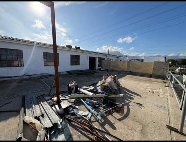 244M² WAREHOUSE TO LET IN GANTS PLAZA