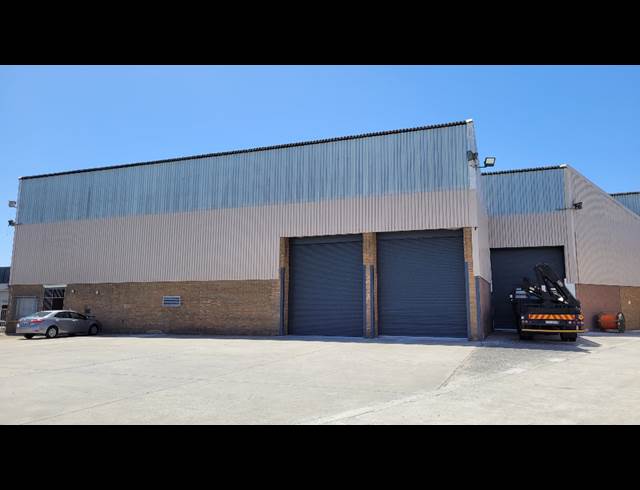3,742M² WAREHOUSE TO LET IN EPPING INDUSTRIAL
