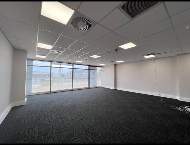 114M² OFFICE TO LET IN FORESHORE