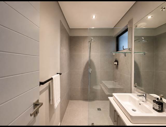 1 BEDROOM APARTMENT TO LET IN BALLITO CENTRAL