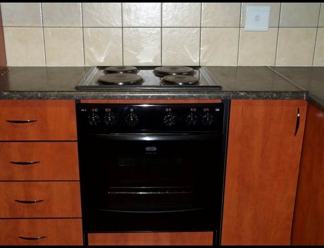 3 bed property to rent in TERENURE