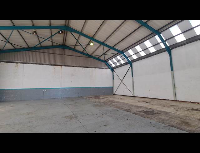 450M² FACTORY TO LET IN OTTERY EAST