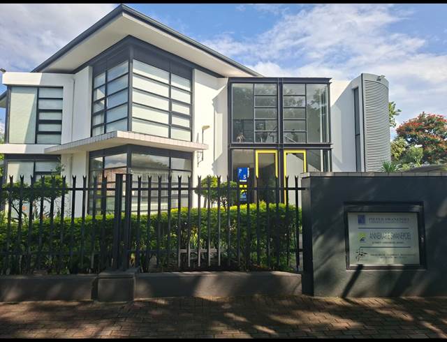 143M² OFFICE TO LET IN SONHEUWEL