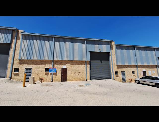 680M² WAREHOUSE TO LET IN NORTH RIDING
