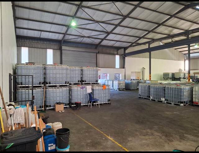 711M² WAREHOUSE TO LET IN ROCKY DRIFT