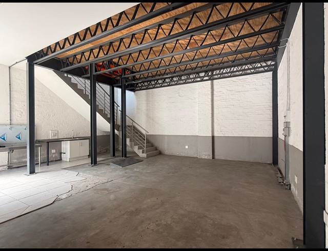 158M² WAREHOUSE TO LET IN RANDJESPARK