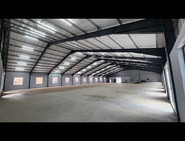 2,559M² WAREHOUSE TO LET IN CITY & SUBURBAN