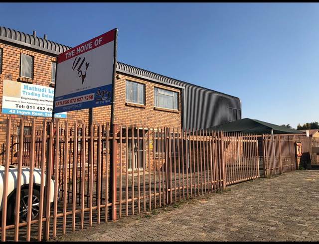 420M² WAREHOUSE RENTED IN SEBENZA