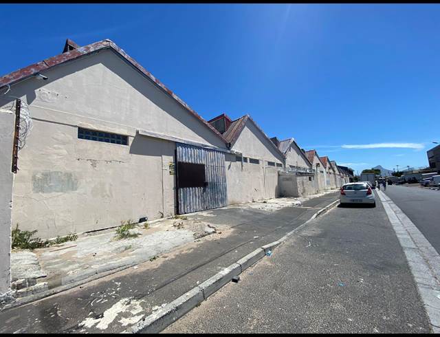 200M² WAREHOUSE TO LET IN MAITLAND