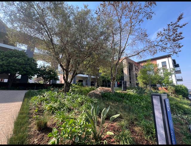 187M² OFFICE TO LET IN GREENSTONE HILL