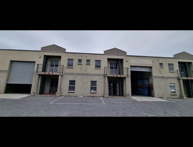 762M² WAREHOUSE TO LET IN AIRPORT INDUSTRIA