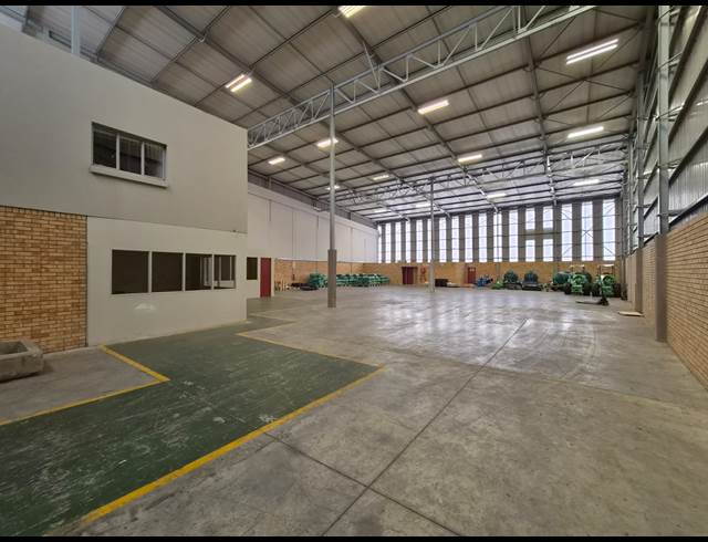 1,166M² WAREHOUSE TO LET IN LINBRO PARK