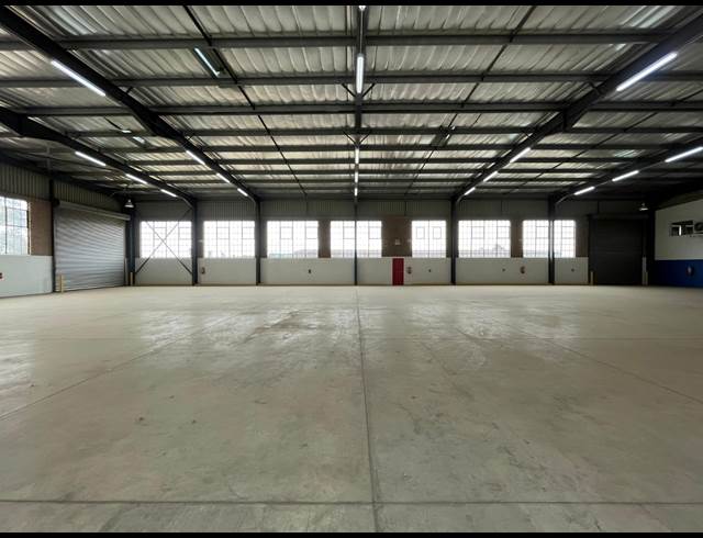 1,250M² WAREHOUSE TO LET IN CHLOORKOP