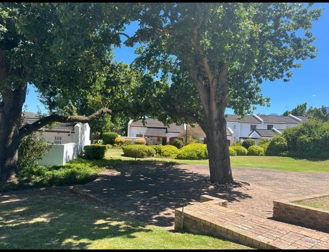 3 BEDROOM PROPERTY TO RENT IN KLEINGELUK