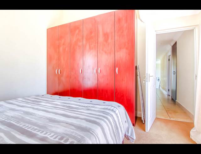 3 BEDROOM FREEHOLD TO LET IN CRAIGAVON