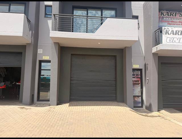 85M² WAREHOUSE TO LET IN MOREHILL