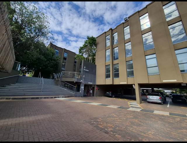 88M² OFFICE TO LET IN ROSEBANK