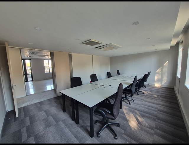 556M² OFFICE TO LET IN SANDTON CENTRAL