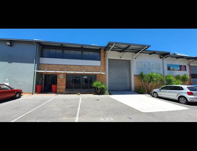 425M² WAREHOUSE TO LET IN AIRPORT INDUSTRIA