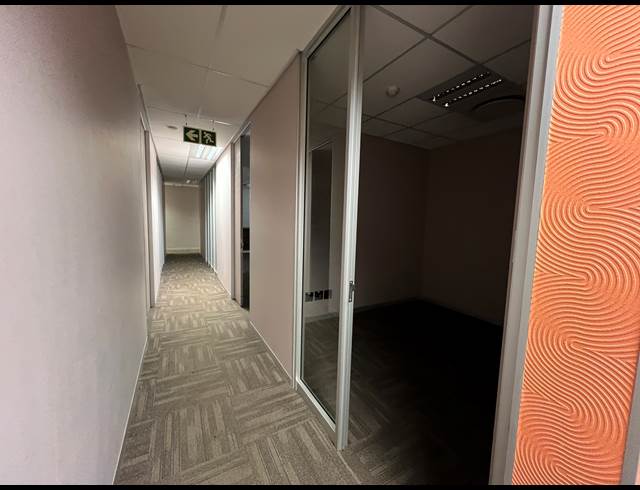 298M² OFFICE TO LET IN HIGHVELD