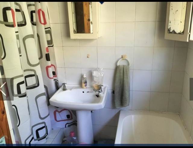 5 BEDROOM PROPERTY TO RENT IN FLORAUNA