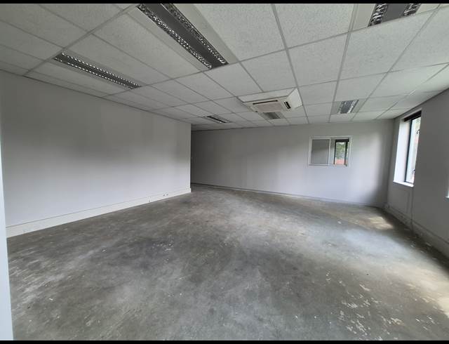 556M² OFFICE TO LET IN SANDTON CENTRAL